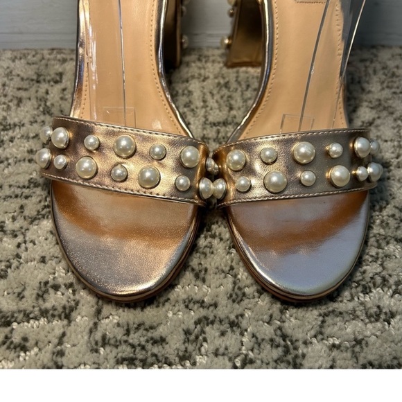 Steve Madden Madiera Rose Gold Pearl Chunky Heel Sandals Size 8 - Picture 4 of 7